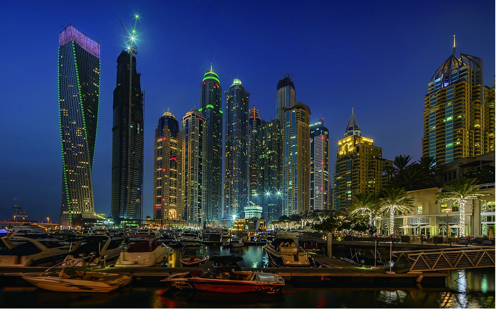 Dubai-CAYAN TOWER