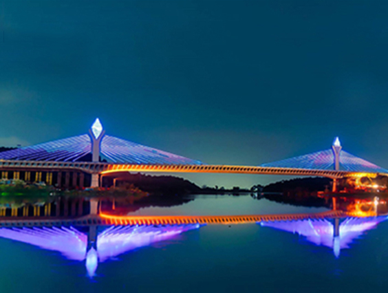 Shocked in India! The first local bridge LED lighting show --- Durgam Cheravu Bridge